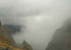 吉林省长白山雾中天池2图片