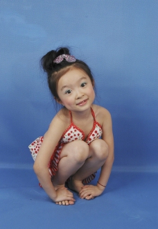 最漂亮美丽的小姑娘漂亮儿童漂亮儿童幼儿小孩人物图库摄影300DPIJPG儿图片