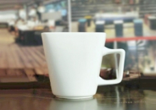 咖啡杯纯白马克杯图片